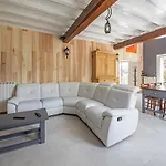 La Du Trel Maison De Charme L Piscine 度假居 *