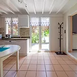 La Du Trel Maison De Charme L Piscine 度假居 *